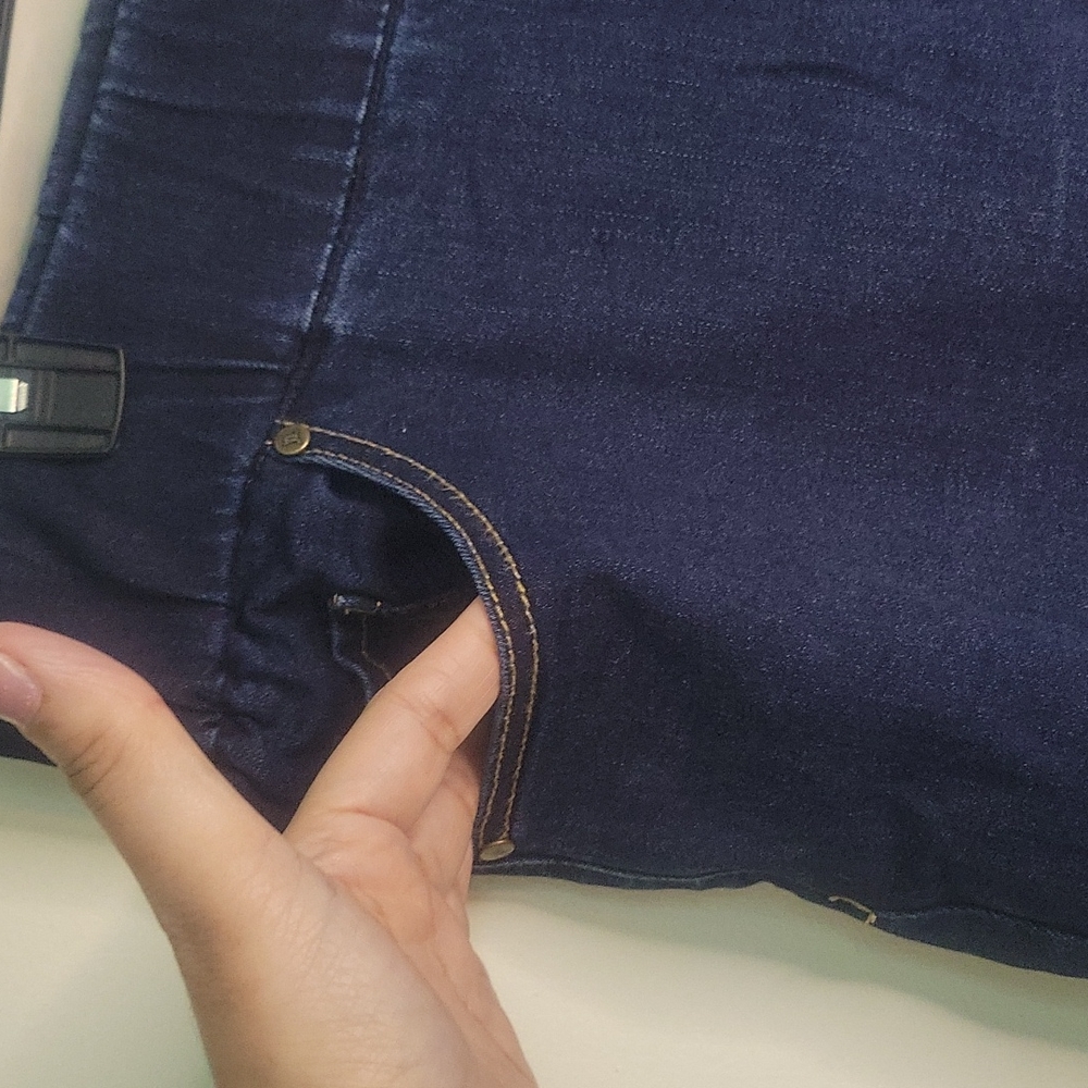Jeans - Picture 4 of 7
